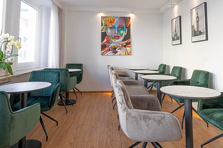 Public Area 4, Hotel Dortmunder Hof, Würzburg