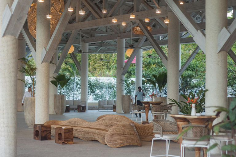 Public Area 4, Royal Andilana Resort & Spa, Diana