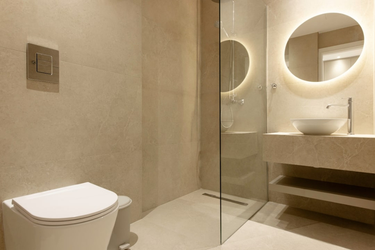 Bathroom 5, Andreotis Hotel Apts