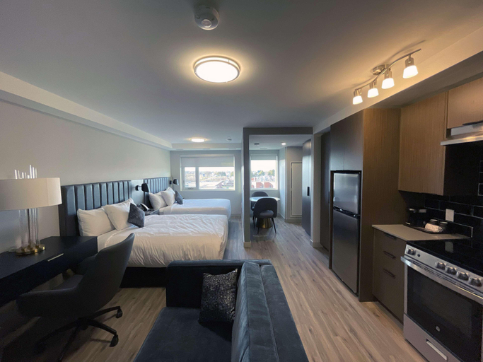 Room 2, Skye Hotel, Toronto