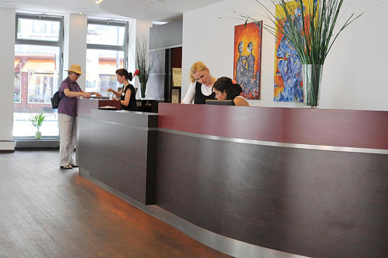 Public Area 2, Hostel Koln, Köln