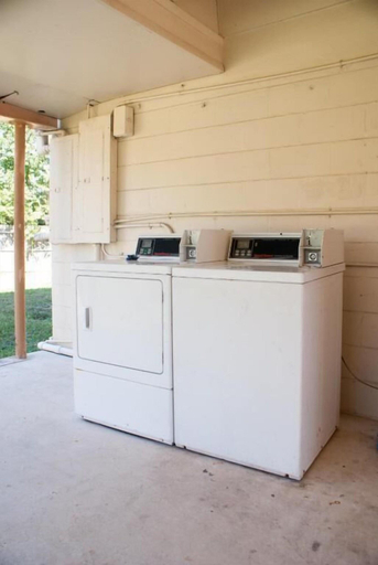 Public Area 3, NASSAU HOLIDAY MOTEL, Nassau