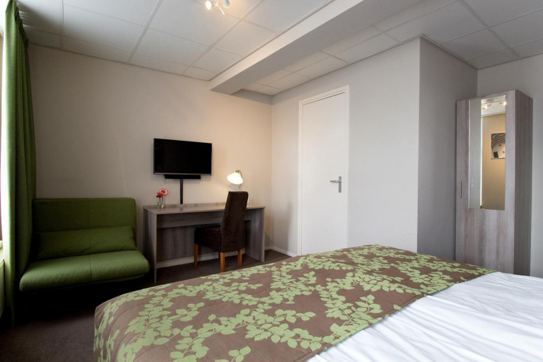 Bedroom 1, Hotel Old Dutch Bergen Op Zoom, Bergen op Zoom