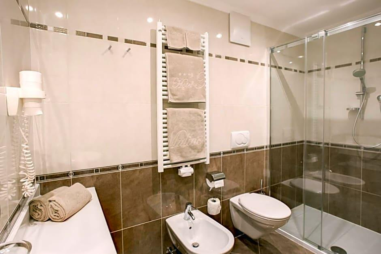 Bathroom 5, Hotel Muliac, Bolzano