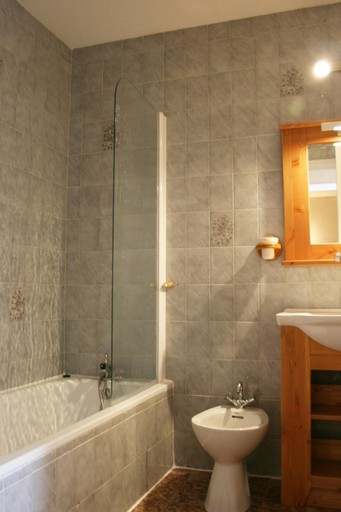 Bathroom 3, Le Catinat Fleuri, Hautes-Alpes