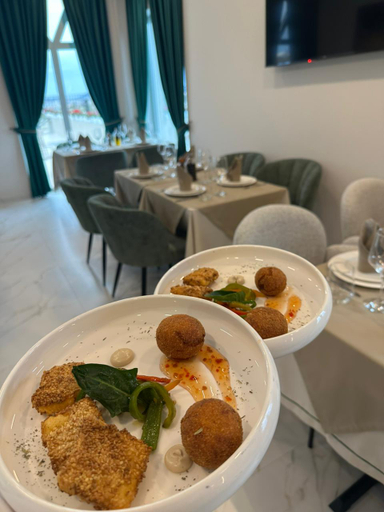 Restaurant 5, Orion Palace Boutique Hotel, Durrësit