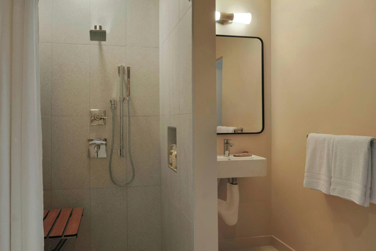Room 4, Sonder City Center, Los Angeles