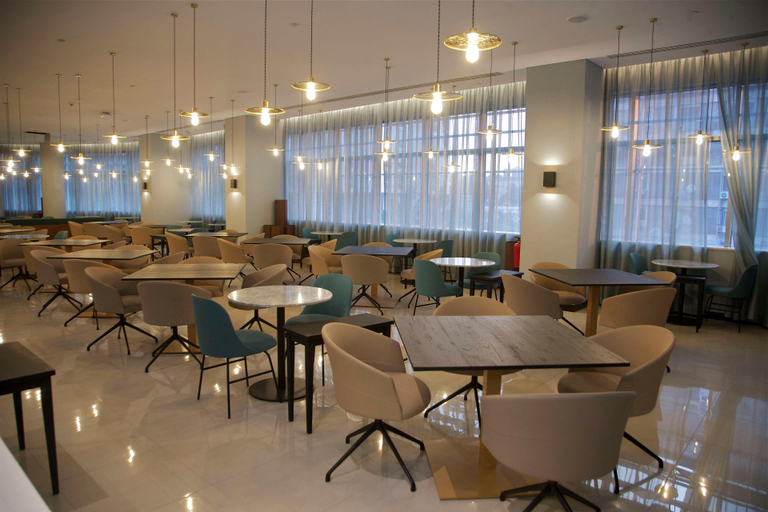 Food & Drinks 5, Hotel Continental Horizonte, Maianga