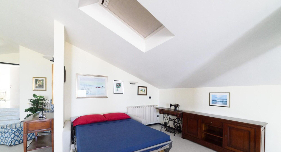 Bedroom 3, VILLA PESCARA, Pescara
