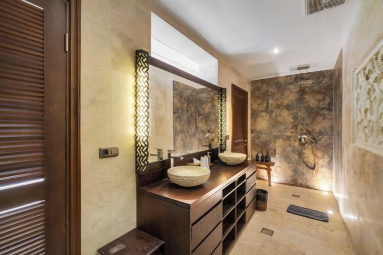 Bathroom 1, Villa Cala d'Alga by BaliSuperHost, Badung
