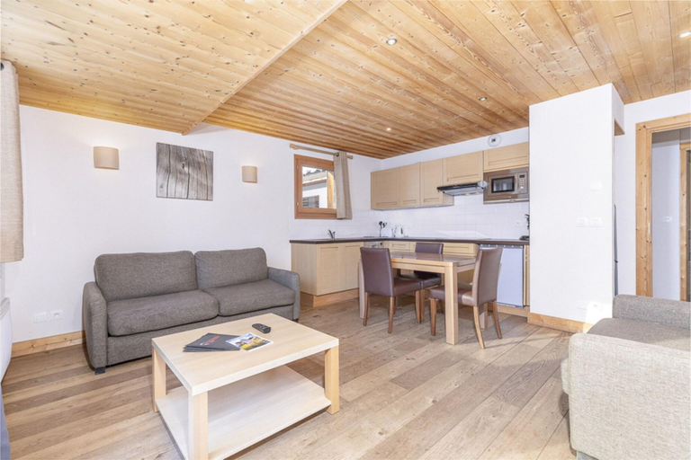 Room 2, Dormio Resort Les Portes Du Grand Massif, Haute-Savoie