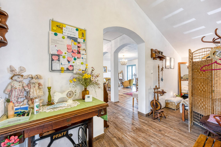 Interior 3, Villa Salamander Suite - Garden & EV Charger, Komen