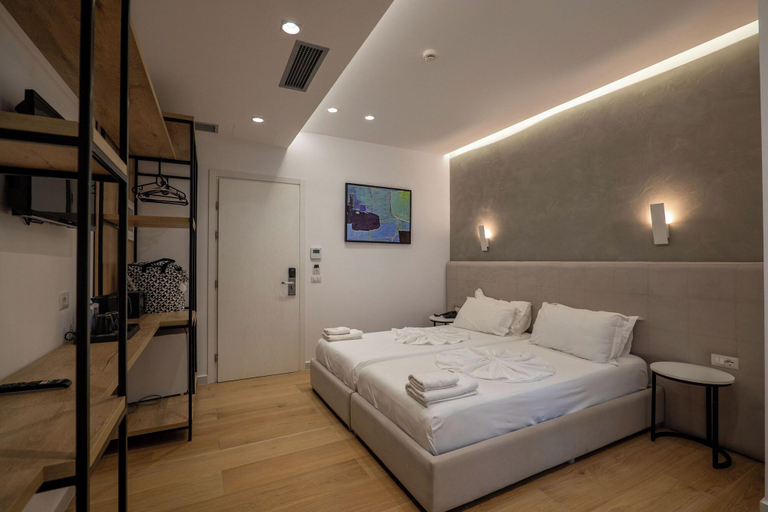 Room 3, Art Hotel, Sarandës