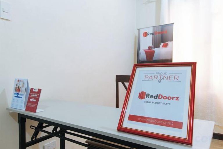 Lobby 5, RGL Pinamalayan Condotel by RedDoorz, Pinamalayan