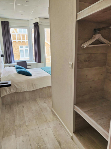 Bedroom 3, Hotel Sfinx, West-Vlaanderen