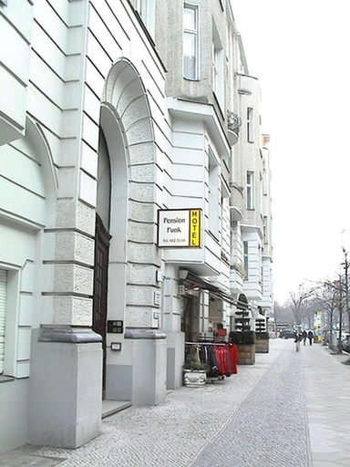 Exterior & Views 1, Hotel Pension Funk Am Kurfv Rstendamm, Berlin