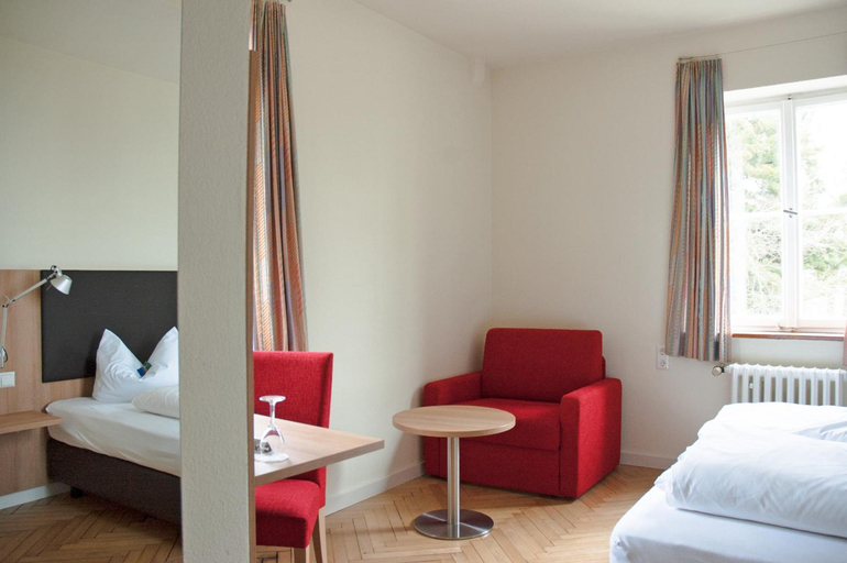 Bedroom 3, Hotel Landgut Burg, Rems-Murr-Kreis