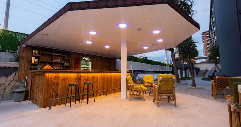 Food & Drinks 5, Meryam Deluxe Suit, Manavgat