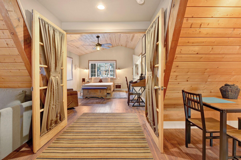 Lobby 4, Whispering Woods #2375, San Bernardino