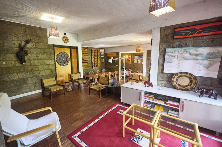 Room 2, Villa Rock Stop Falls, Westlands