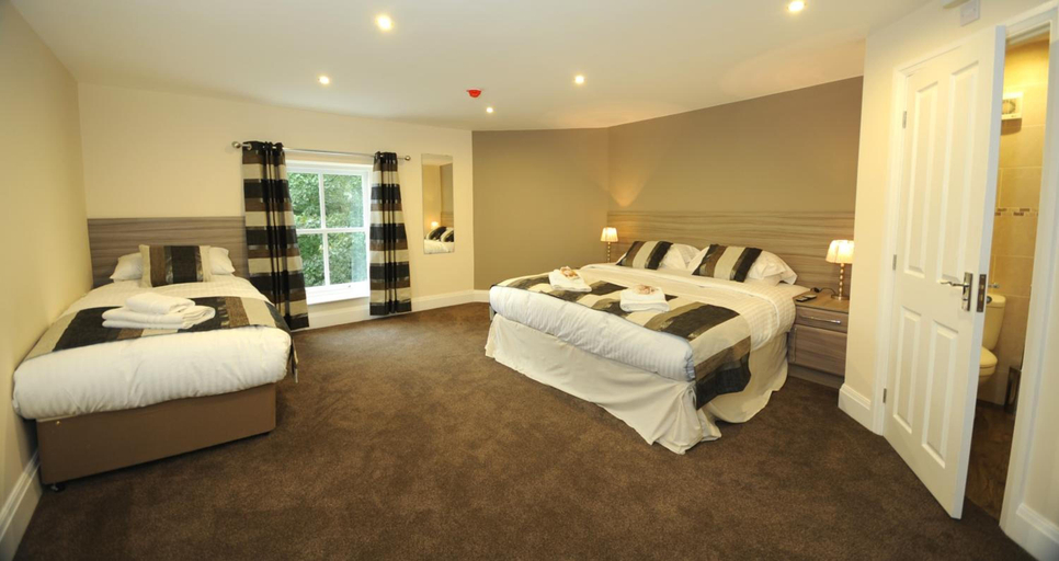 Bedroom 3, Queens Arms Country Inn, Derbyshire