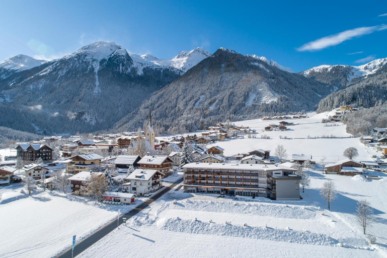 General view 5, Hotel Krimml, Zell am See