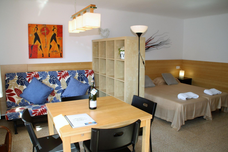 Room 2, Apartaments Margarita Sabina Pinell, Girona