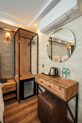 Bathroom 5, Old Harbour Hotel İstanbul, Fatih