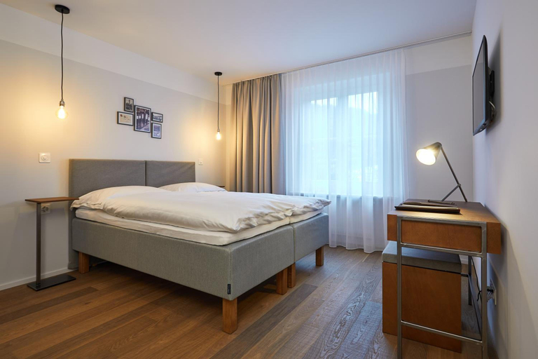 Bedroom 1, Italian Lifestyle Hotel Osteria Chartreuse, Thun