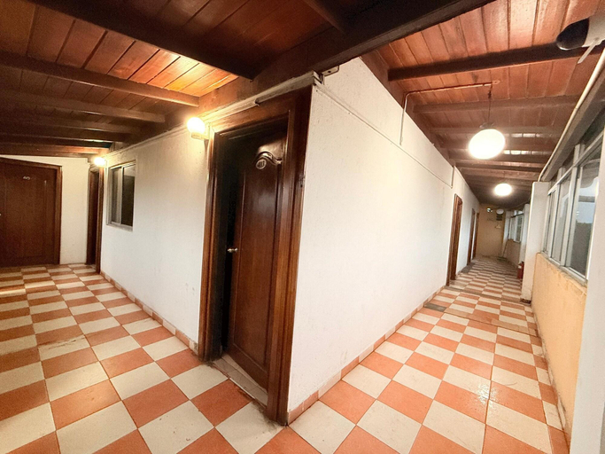 Public Area 2, Venus Hotel, Colombo