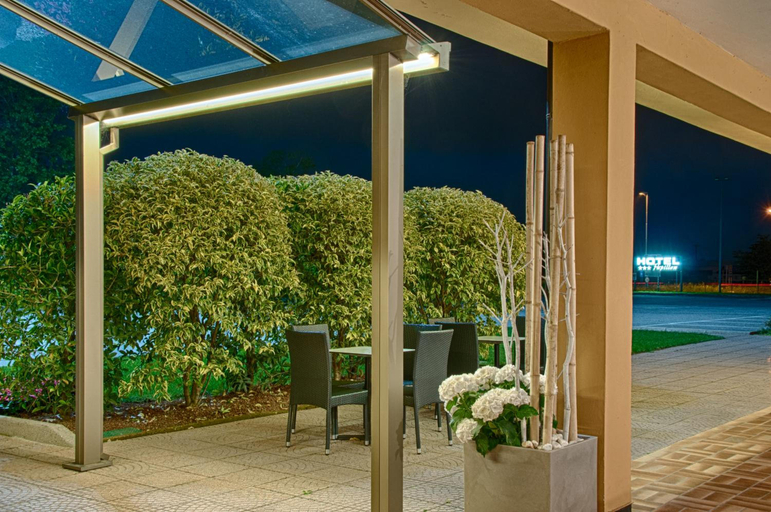 Exterior & Views 2, Albergo Papillon, Brescia