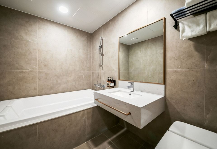 Bathroom 3, Hwagok-Theme Hotel, Gangseo