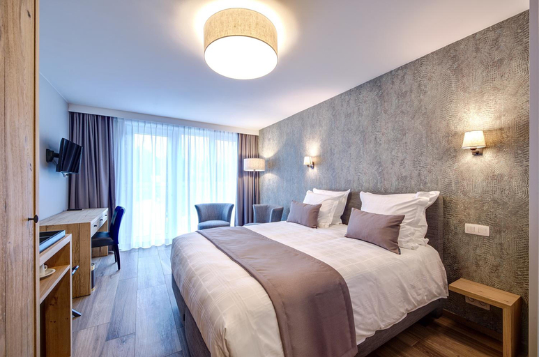 Bedroom 3, Au Fil De L'eau, Hainaut