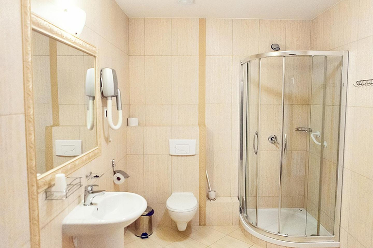 Bathroom, Hotel Lord D Obica, Dębica
