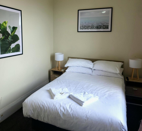 Bedroom 2, Family Hotel, Bathurst Regional - Pt A