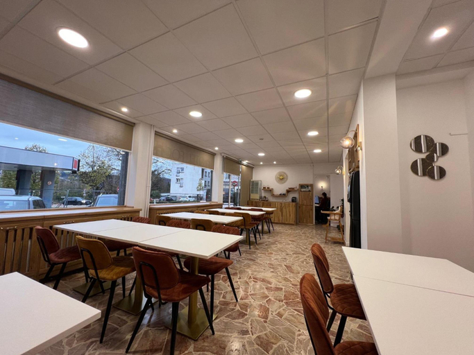 Food & Drinks 4, Contact Hôtel Foch, Doubs