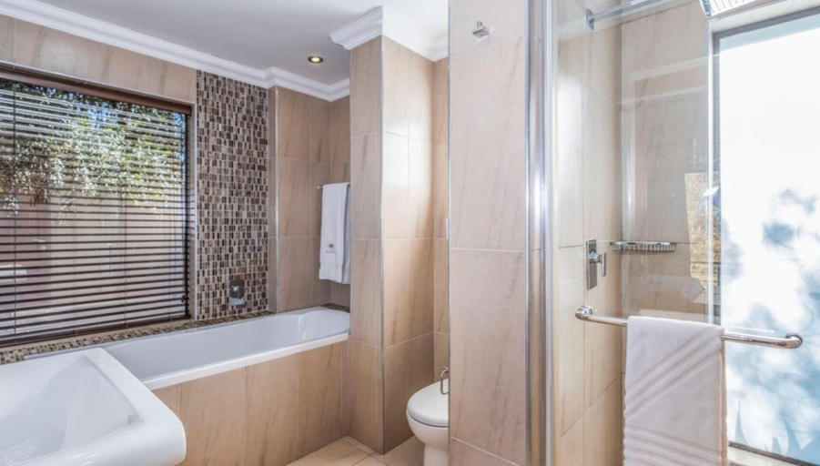 Bathroom 3, Fairview Manor, Waterberg