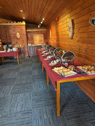 Food & Drinks 4, Ahmic Lake Resort, Parry Sound