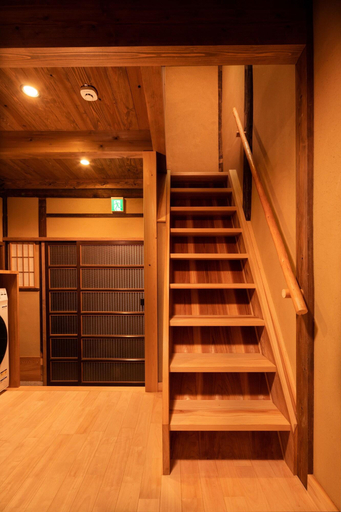 Public Area, Tsumugi Matsubaragokomachi Momijitei, Kyoto