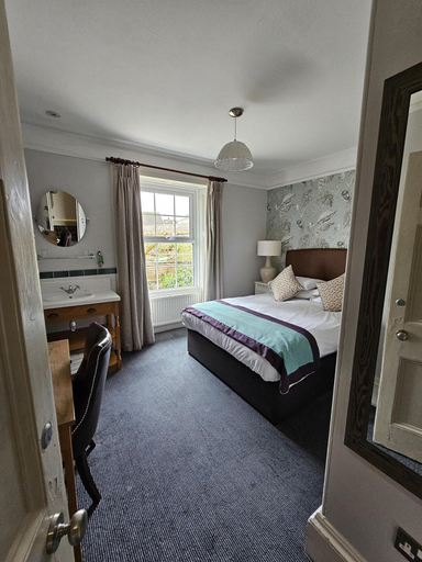 Bedroom 3, Cockhaven Arms, Devon
