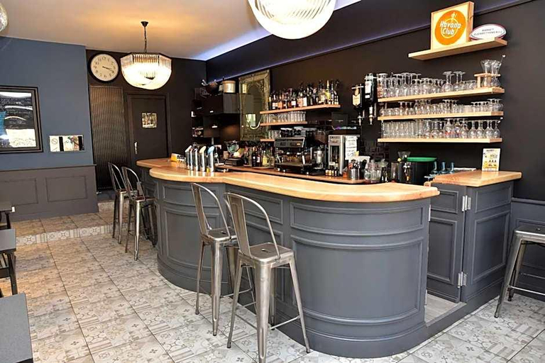 Food & Drinks 5, Cafe De Paris, Aveyron