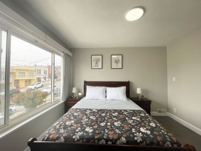 Room 3, Spacious 5B 2 5ba House I 4 Free Driveway Parking, San Francisco
