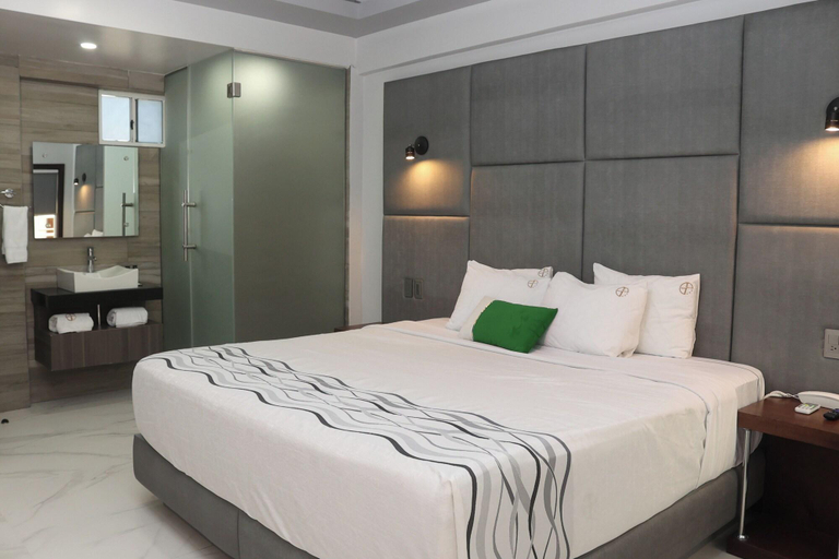 Bedroom 3, Hotel Grand One Plaza, Tijuana