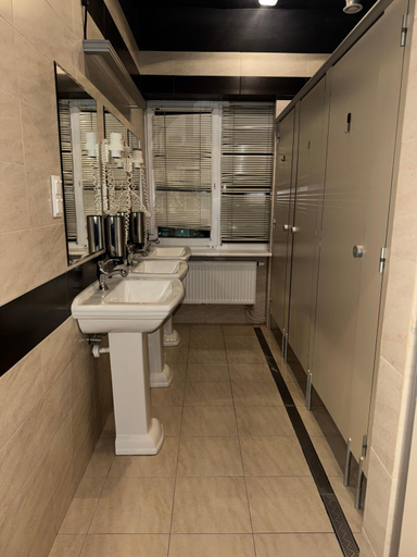 Bathroom 3, Loft Car Factory, Warsaw