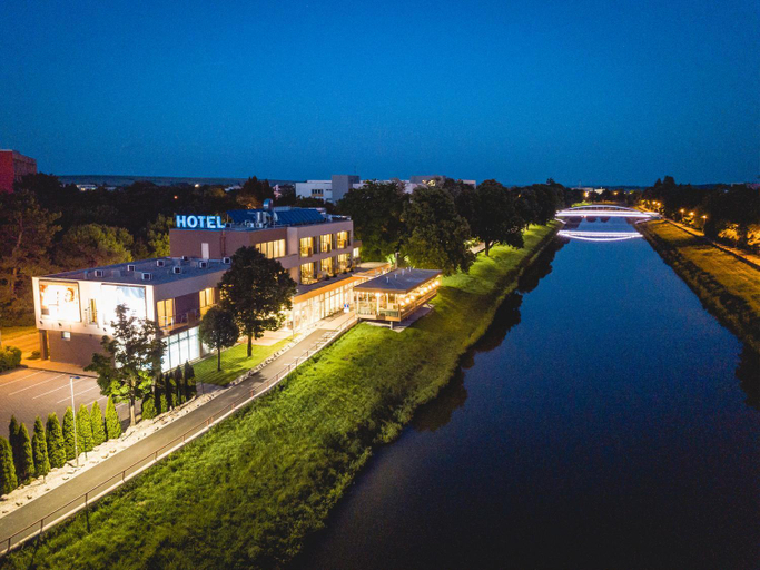 Exterior & Views 1, Hotel River, Nitra