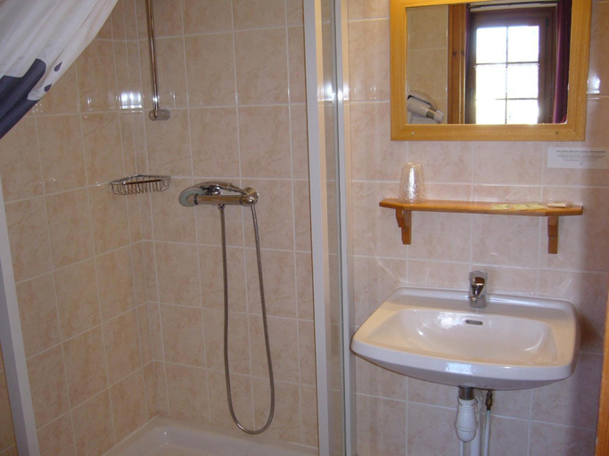 Bathroom, Hotel Auberge Du Grand Git, Doubs