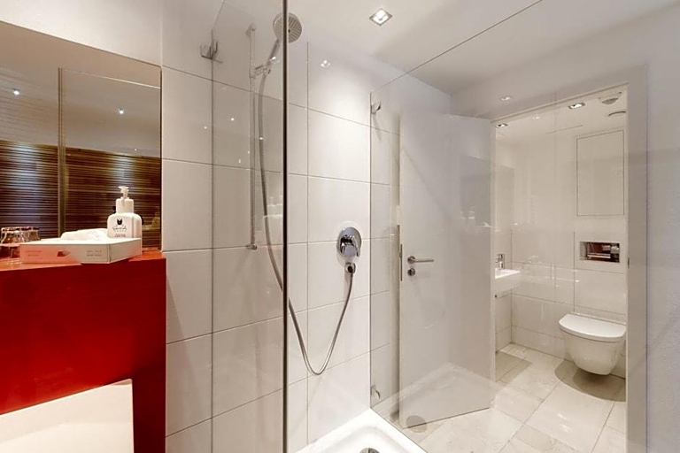 Bathroom 4, Hotel Rommel, Rems-Murr-Kreis