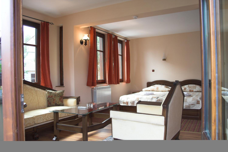 Bedroom 5, Hotel Old Times, Asenovgrad