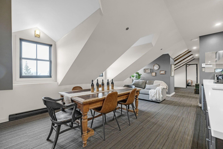 Room 3, The British Hotel, Communauté-Urbaine-de-l'Outaouais