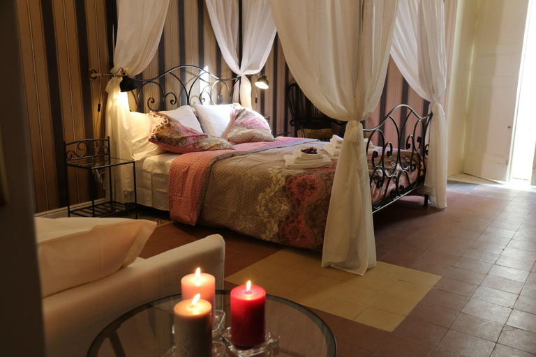 Bedroom 2, Aitna B&B, Catania